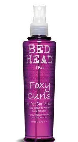 Tigi Bed Head Foxy Curls Hi Def Spray  200ml Sprej podporující vlny