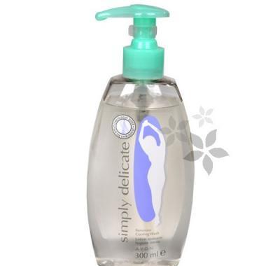 Osvěžující gelový roztok pro intimní hygienu Simply Delicate (Feminine Cooling Wash) 300 ml